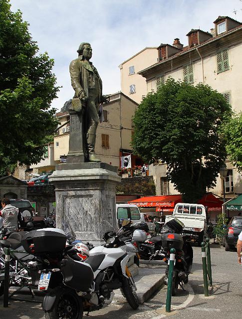 0017 Corte.jpg